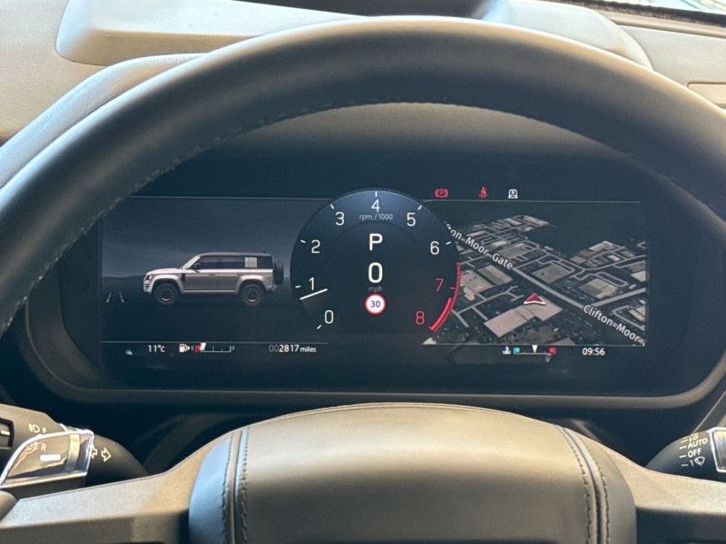 2025 (25) LAND ROVER DEFENDER 4.4 P635 Octa 110 5dr Auto 4603380