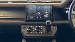 2025 (25) LAND ROVER DEFENDER 4.4 P635 Octa 110 5dr Auto 4603378