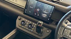 2025 (25) LAND ROVER DEFENDER 4.4 P635 Octa 110 5dr Auto 4603377