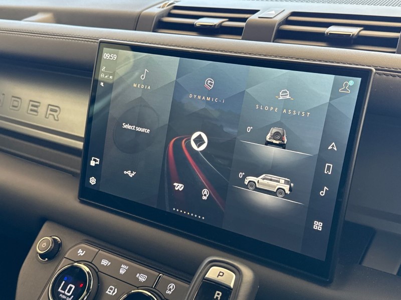 2025 (25) LAND ROVER DEFENDER 4.4 P635 Octa 110 5dr Auto 4603394