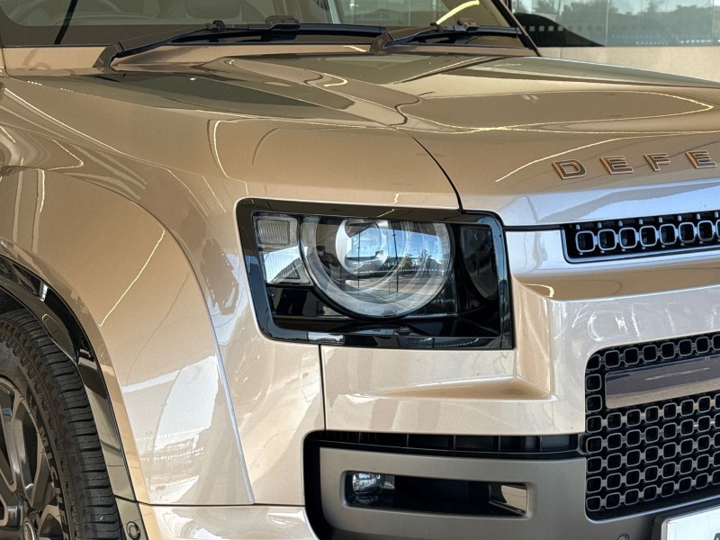 2025 (25) LAND ROVER DEFENDER 4.4 P635 Octa 110 5dr Auto 4603381