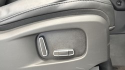 2025 (25) LAND ROVER DEFENDER 4.4 P635 Octa 110 5dr Auto 4603388