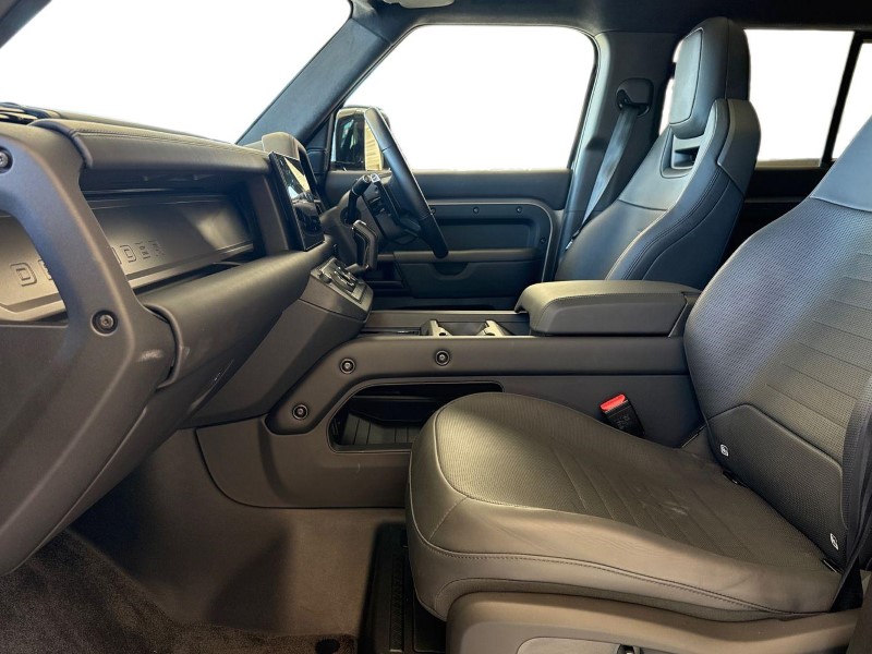 2025 (25) LAND ROVER DEFENDER 4.4 P635 Octa 110 5dr Auto 4603367