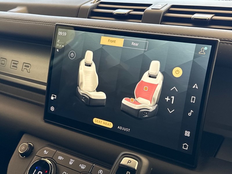 2025 (25) LAND ROVER DEFENDER 4.4 P635 Octa 110 5dr Auto 4603399