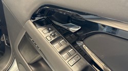 2025 (25) LAND ROVER RANGE ROVER EVOQUE 2.0 D200 Dynamic SE 5dr Auto 4491889