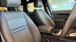 2025 (25) LAND ROVER RANGE ROVER EVOQUE 2.0 D200 Dynamic SE 5dr Auto 4491892