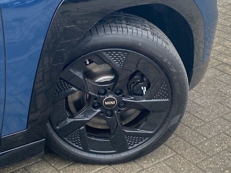 2025 (25) MINI ACEMAN 160kW SE Sport 54kWh 5dr Auto 5045314