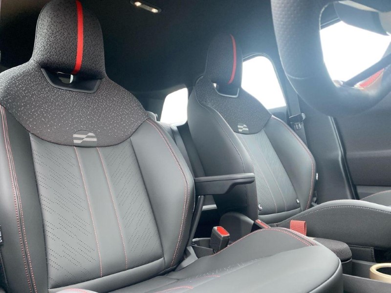 2025 (25) MINI ACEMAN 160kW SE Sport 54kWh 5dr Auto 5045278