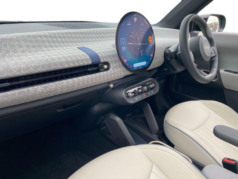 2025 (25) MINI COOPER 135kW E Exclusive 41kWh 3dr Auto 5044294