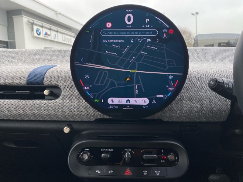 2025 (25) MINI COOPER 135kW E Exclusive 41kWh 3dr Auto 5044314