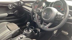 2020 (70) MINI HATCHBACK 2.0 Cooper S Sport II 3dr Auto 4752661