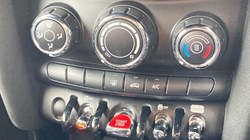 2020 (70) MINI HATCHBACK 2.0 Cooper S Sport II 3dr Auto 4752682