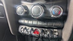 2020 (70) MINI HATCHBACK 2.0 Cooper S Sport II 3dr Auto 4553351