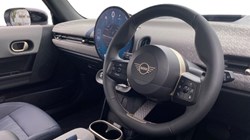 2025 (25) MINI COOPER 1.5 C Exclusive 3dr Auto 5044180