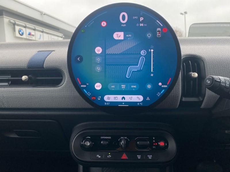 2025 (25) MINI COOPER 1.5 C Exclusive 3dr Auto 5044203