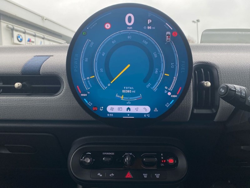 2025 (25) MINI COOPER 1.5 C Exclusive 3dr Auto 5044183