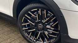 2025 (25) MINI COOPER 1.5 C Exclusive 3dr Auto 5044218