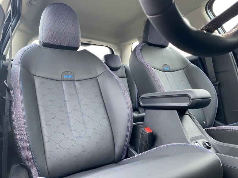 2025 (25) MINI COOPER 1.5 C Classic 5dr Auto 5044435