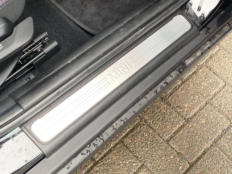 2025 (25) MINI COOPER 1.5 C Classic 5dr Auto 5044461