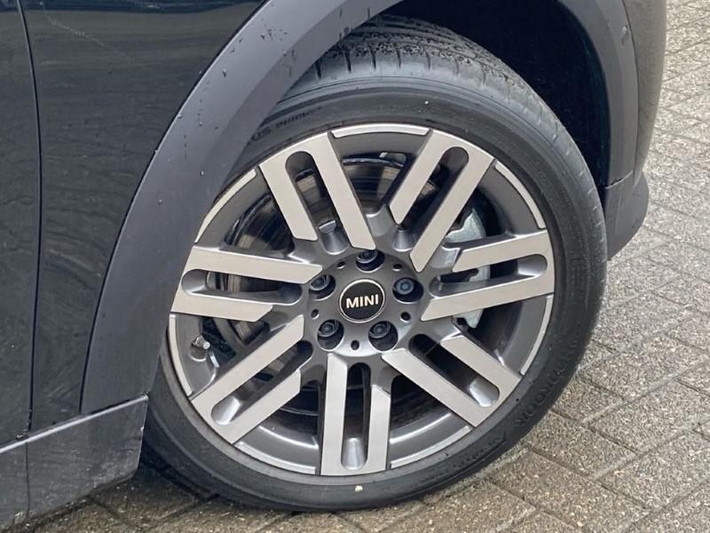 2025 (25) MINI COOPER 1.5 C Classic 5dr Auto 5044473