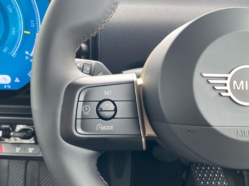 2025 (25) MINI COOPER 1.5 C Classic 5dr Auto 5044441