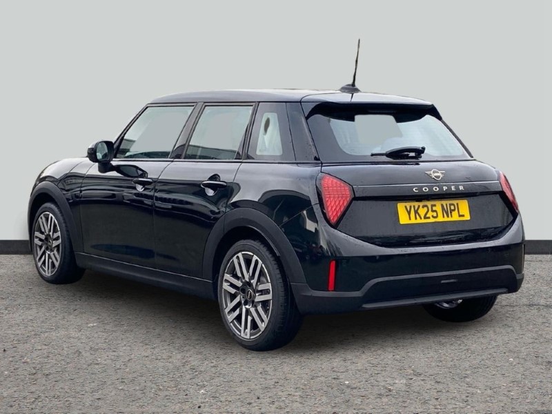 2025 (25) MINI COOPER 1.5 C Classic 5dr Auto