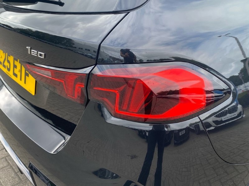 2025 (25) BMW 1 SERIES 120 M Sport 5dr Step Auto 4857456