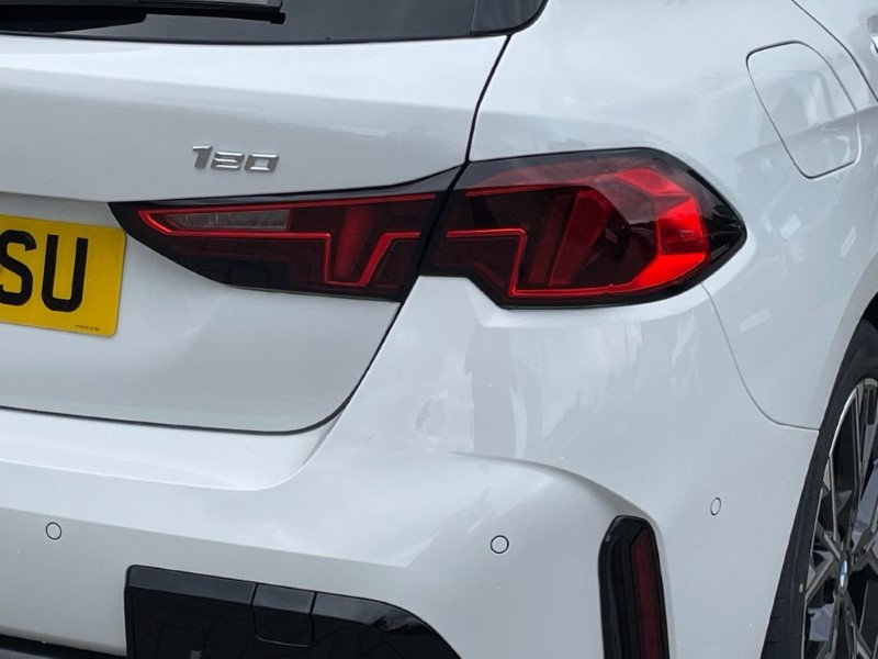 2025 (25) BMW 1 SERIES 120 M Sport 5dr Step Auto 4421716