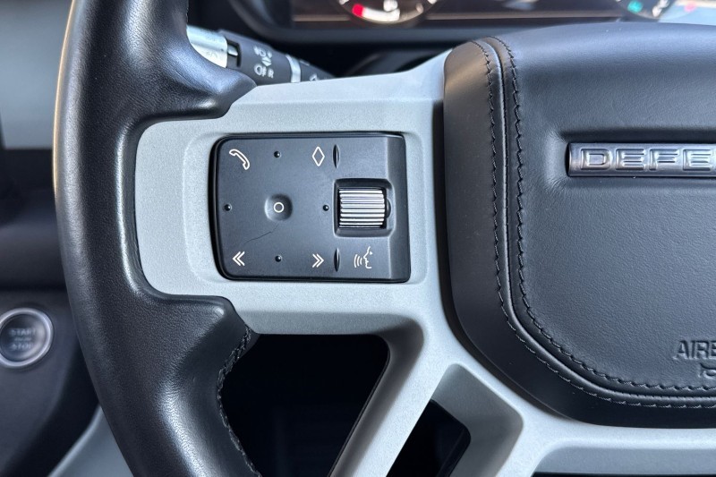 2022 (71) LAND ROVER DEFENDER 3.0 D300 X-Dynamic HSE 110 5dr Auto [7 Seat] 5258926