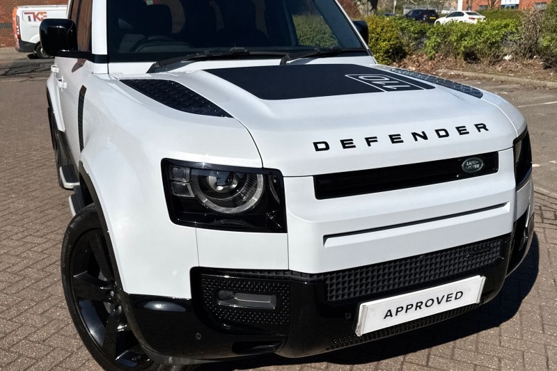 2022 (71) LAND ROVER DEFENDER 3.0 D300 X-Dynamic HSE 110 5dr Auto [7 Seat] 5258943