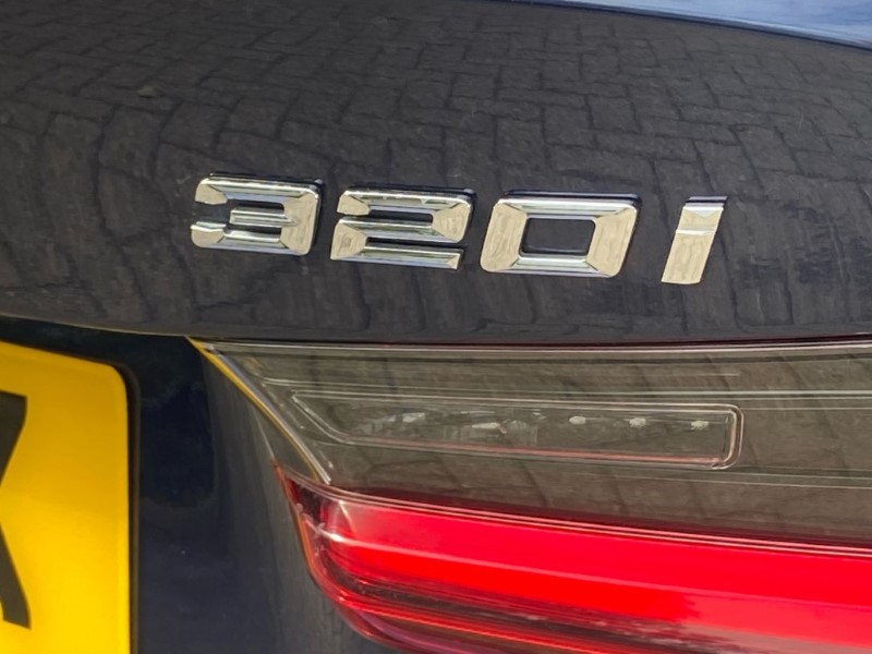 2022 (72) BMW 3 SERIES 320i M Sport 4dr Step Auto 4506751