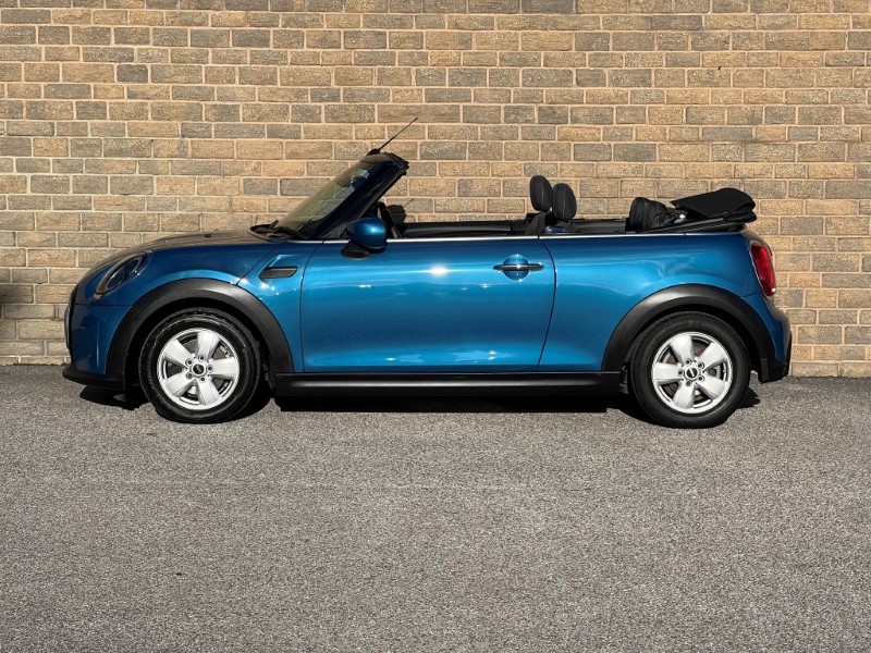 2021 (21) MINI CONVERTIBLE 1.5 Cooper Classic 2dr Auto 4579210
