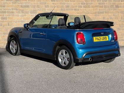 2021 (21) MINI CONVERTIBLE 1.5 Cooper Classic 2dr Auto