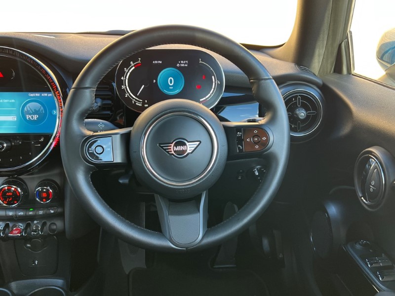 2021 (21) MINI CONVERTIBLE 1.5 Cooper Classic 2dr Auto 4579184