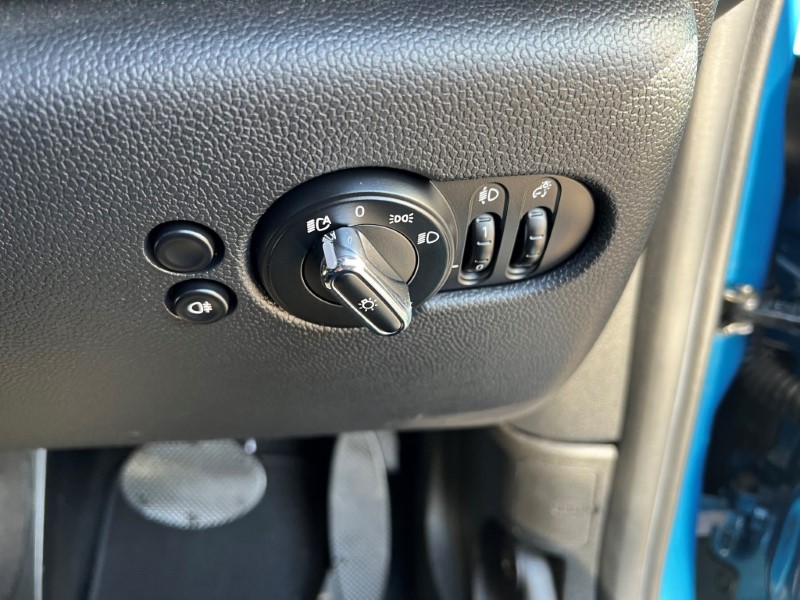 2021 (21) MINI CONVERTIBLE 1.5 Cooper Classic 2dr Auto 4579212