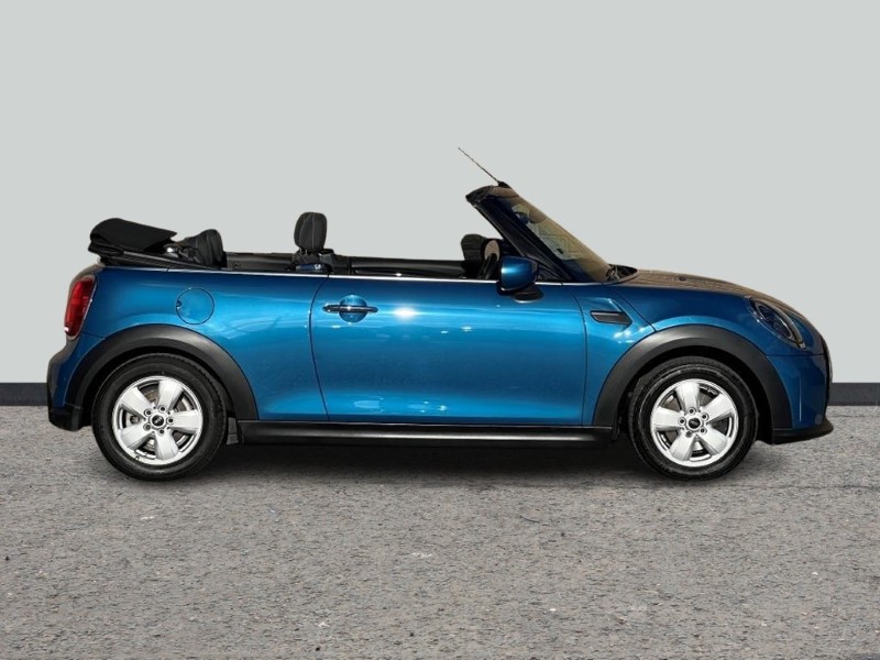 2021 (21) MINI CONVERTIBLE 1.5 Cooper Classic 2dr Auto 4735178