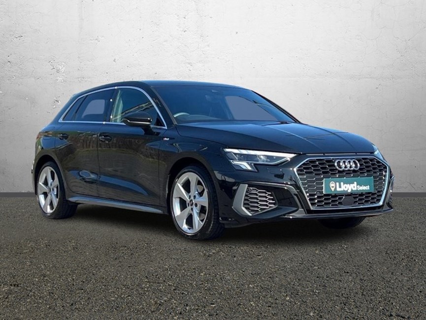 2023 (23) AUDI A3 35 TFSI S Line 4dr