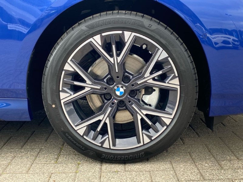 2025 (75) BMW 2 SERIES 220 M Sport 4dr Step Auto 4858009