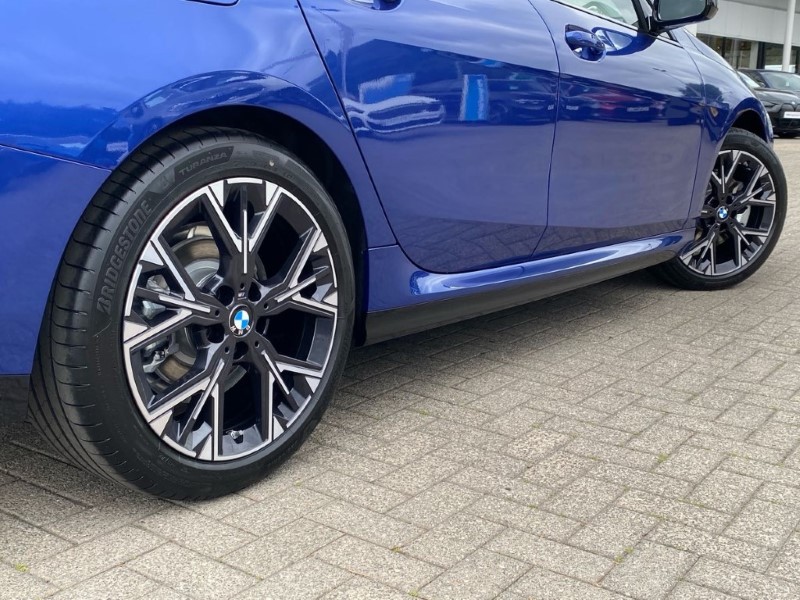 2025 (75) BMW 2 SERIES 220 M Sport 4dr Step Auto 4858042