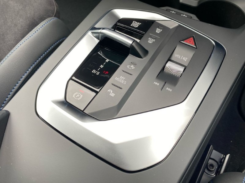 2025 (75) BMW 2 SERIES 220 M Sport 4dr Step Auto 5023615