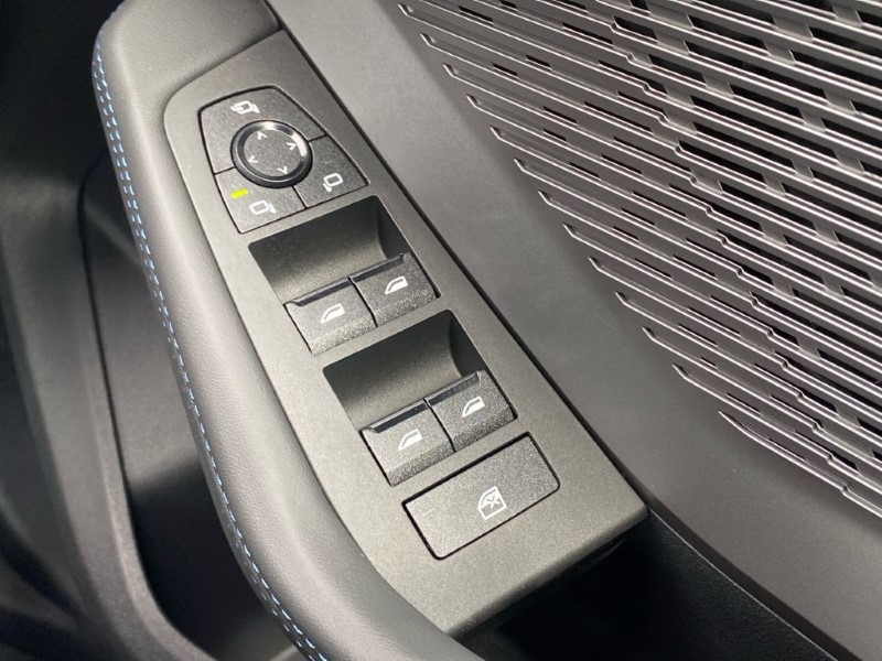 2025 (75) BMW 2 SERIES 220 M Sport 4dr Step Auto 4858017