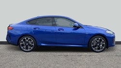 2025 (75) BMW 2 SERIES 220 M Sport 4dr Step Auto 4857998