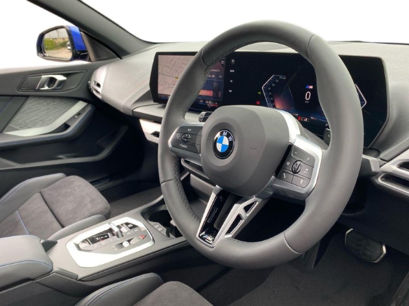 2025 (75) BMW 2 SERIES 220 M Sport 4dr Step Auto 4858001