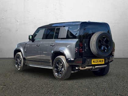 2026 (26) LAND ROVER DEFENDER 3.0 D250 X-Dynamic SE 110 5dr Auto