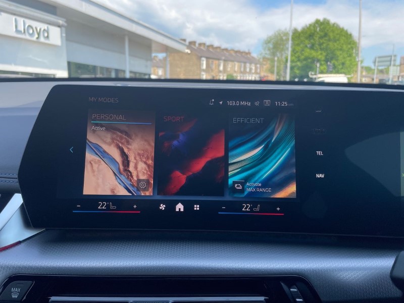 2025 (75) BMW iX1 150kW eDrive20 M Sport 65kWh 5dr Auto 4857906