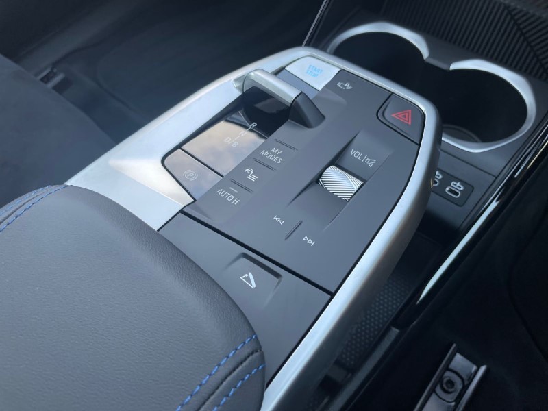 2025 (75) BMW iX1 150kW eDrive20 M Sport 65kWh 5dr Auto 4857886