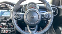 2019 (69) MINI HATCHBACK 1.5 Cooper Sport II 3dr Auto 4541631