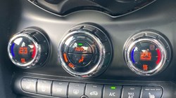 2019 (69) MINI HATCHBACK 1.5 Cooper Sport II 3dr Auto 4541656