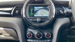 2019 (69) MINI HATCHBACK 1.5 Cooper Sport II 3dr Auto 4541654