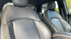 2019 (69) MINI HATCHBACK 1.5 Cooper Sport II 3dr Auto 4541651